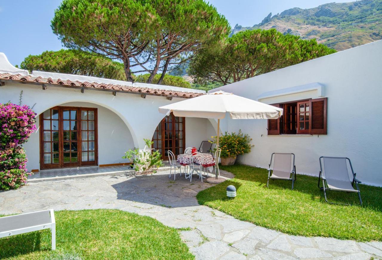 Villetta Con Giardino Esclusivo Di 1000 Mq, Piscina, Tennis, Calcio, Bocce Forio (Isola d'Ischia) Exterior foto