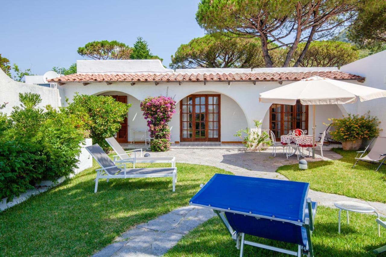 Villetta Con Giardino Esclusivo Di 1000 Mq, Piscina, Tennis, Calcio, Bocce Forio (Isola d'Ischia) Exterior foto