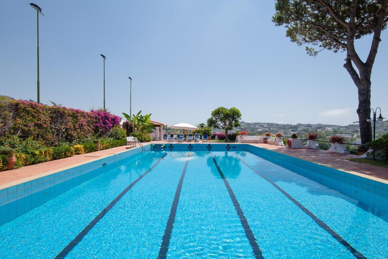 Villetta Con Giardino Esclusivo Di 1000 Mq, Piscina, Tennis, Calcio, Bocce Forio (Isola d'Ischia) Exterior foto