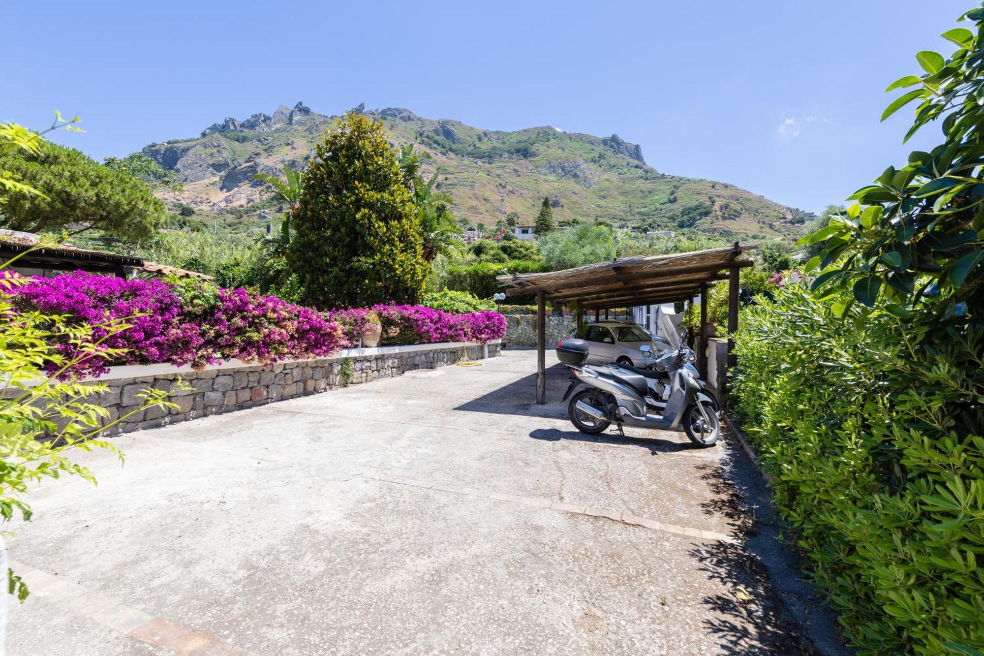 Villetta Con Giardino Esclusivo Di 1000 Mq, Piscina, Tennis, Calcio, Bocce Forio (Isola d'Ischia) Exterior foto