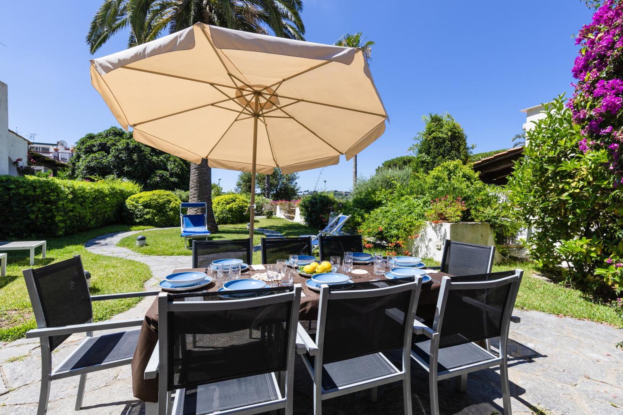 Villetta Con Giardino Esclusivo Di 1000 Mq, Piscina, Tennis, Calcio, Bocce Forio (Isola d'Ischia) Exterior foto